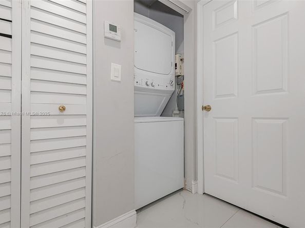 4028 NW 23rd Ct, Miami FL 33142