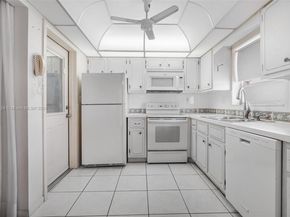 5300 Washington St C111, Hollywood FL 33021