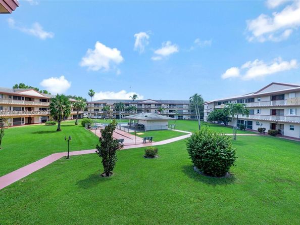 5300 Washington St C111, Hollywood FL 33021