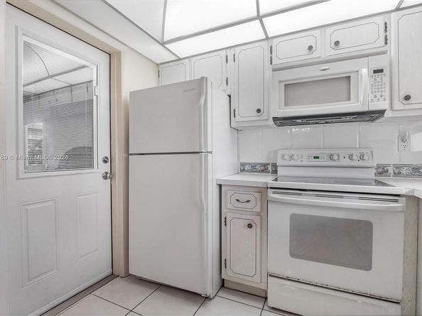 5300 Washington St C111, Hollywood FL 33021