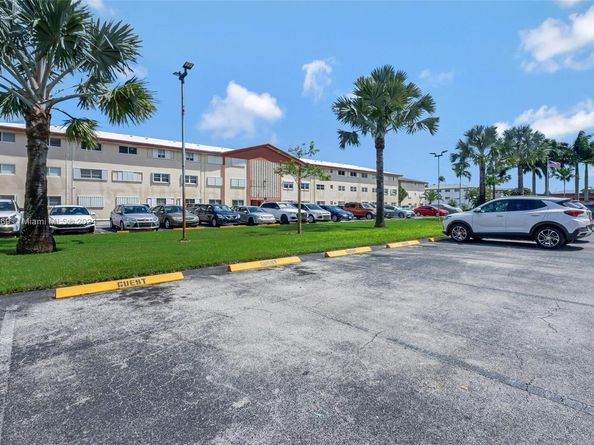 5300 Washington St C111, Hollywood FL 33021