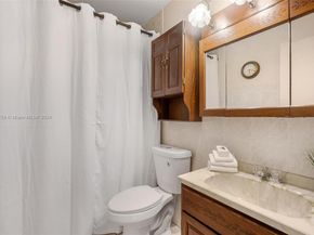 5300 Washington St C111, Hollywood FL 33021