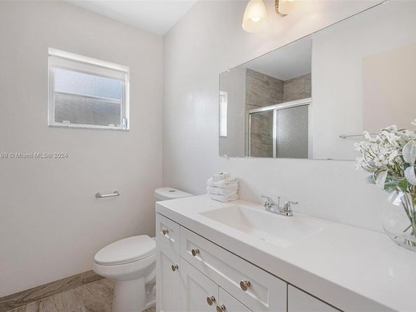 5300 Washington St C111, Hollywood FL 33021
