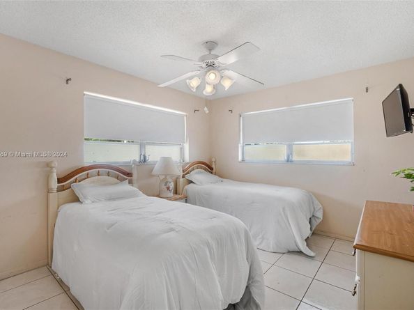 5300 Washington St C111, Hollywood FL 33021