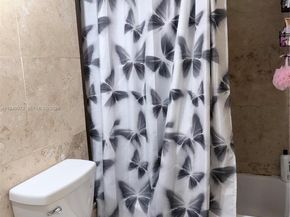 11930 NE 19th Dr 28, North Miami FL 33181