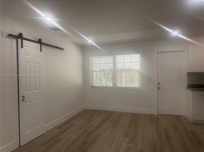 1657 SW 44th Ave, Fort Lauderdale FL 33317