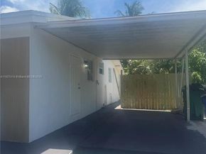 1657 SW 44th Ave, Fort Lauderdale FL 33317