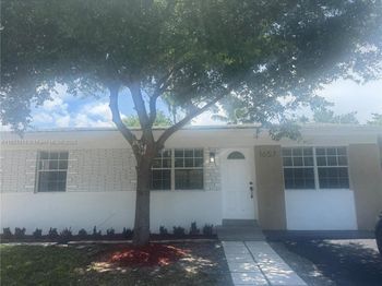 1657 SW 44th Ave