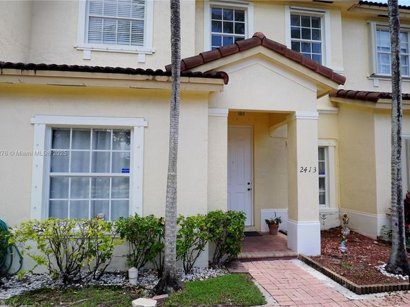 2413 NE 42nd Ave, Homestead FL 33033
