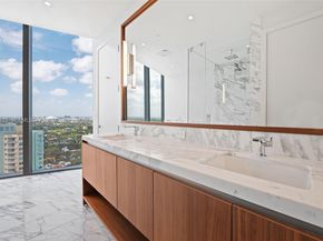 175 SE 25 Rd 2604, Miami FL 33129