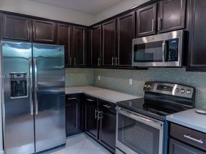 3993 S Allerdale Pl, Coconut Creek FL 33073