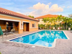 3993 S Allerdale Pl, Coconut Creek FL 33073