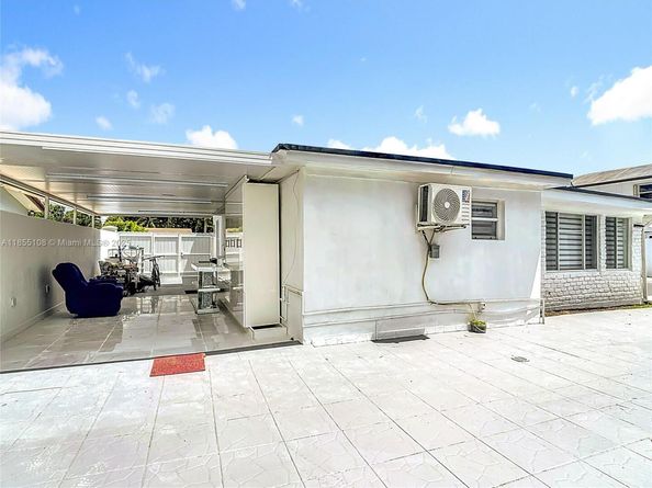 7410 SW 39th St, Miami FL 33155