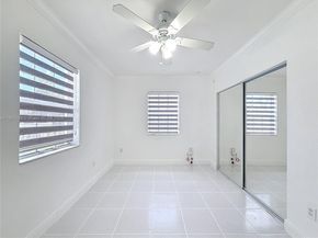 7410 SW 39th St, Miami FL 33155