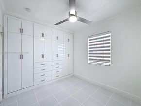 7410 SW 39th St, Miami FL 33155