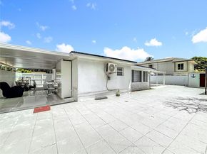 7410 SW 39th St, Miami FL 33155