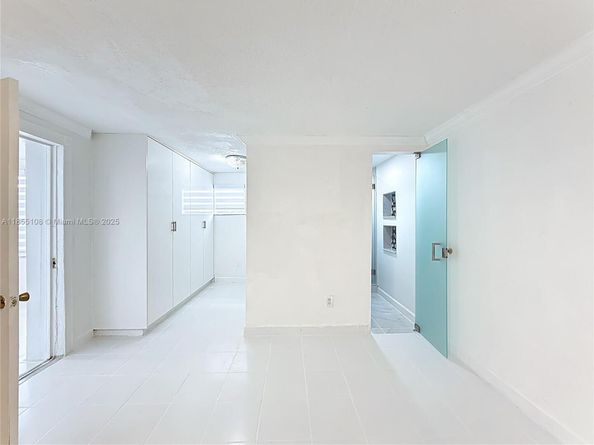 7410 SW 39th St, Miami FL 33155