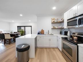 1140 SW 85th Ct, Miami FL 33144