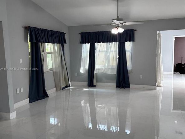 6061 NW 198th Ter, Miami FL 33015