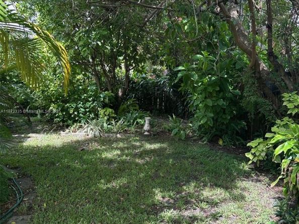 6061 NW 198th Ter, Miami FL 33015