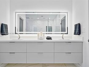 741 NE 80th St, Miami FL 33138
