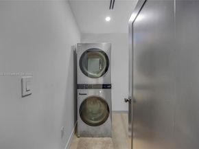 741 NE 80th St, Miami FL 33138