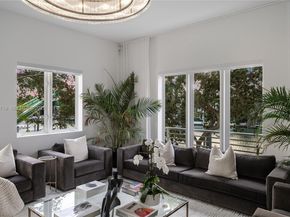 6109 W Laguna Dr W 6109, Miami Beach FL 33141