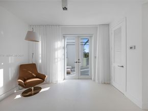 6109 W Laguna Dr W 6109, Miami Beach FL 33141