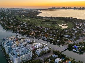 6109 W Laguna Dr W 6109, Miami Beach FL 33141