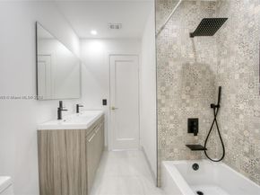 18515 NW 55th Ave, Miami Gardens FL 33055