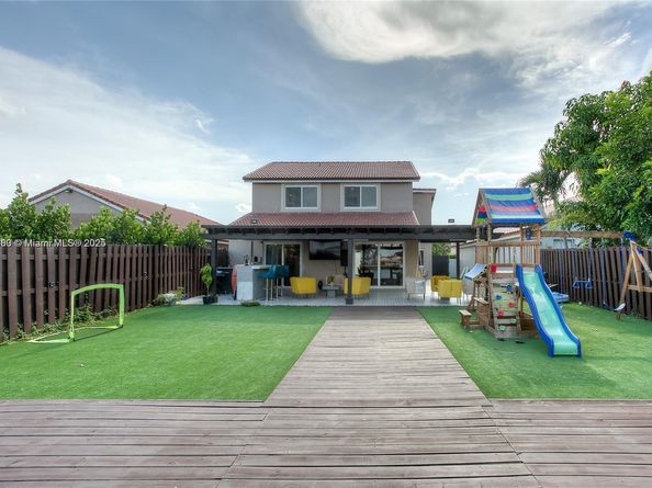 18515 NW 55th Ave, Miami Gardens FL 33055