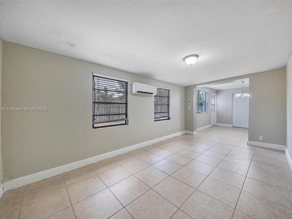 6808 SW 22nd Ct, Miramar FL 33023