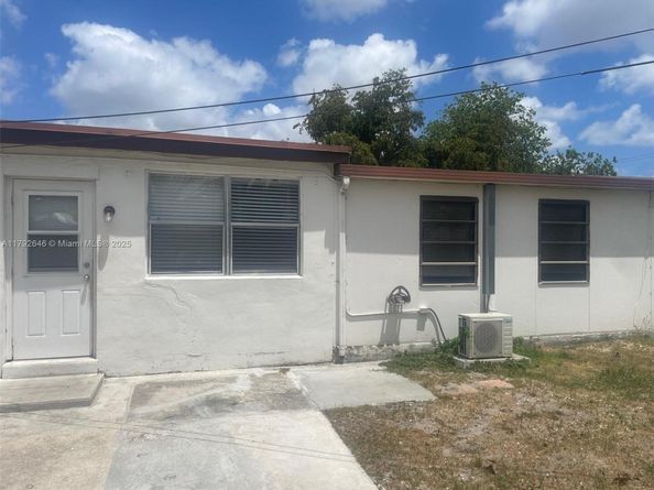 6808 SW 22nd Ct, Miramar FL 33023
