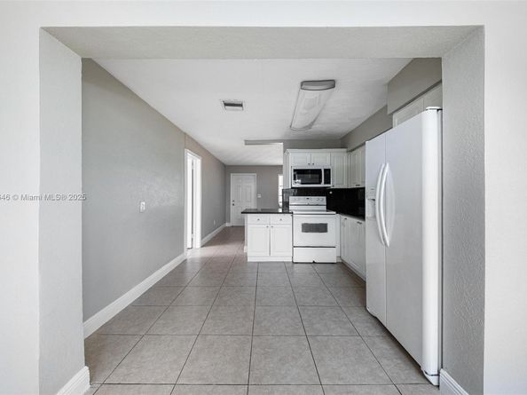 6808 SW 22nd Ct, Miramar FL 33023