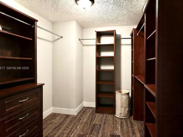 1616 NE 9th St, Fort Lauderdale FL 33304