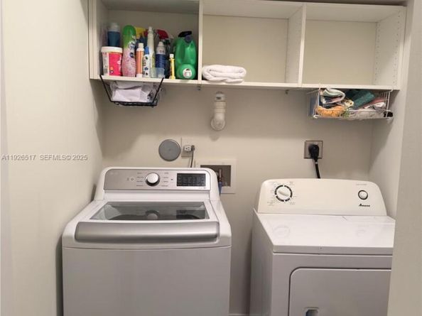 1616 NE 9th St, Fort Lauderdale FL 33304