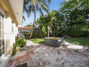2131 Biarritz Dr, Miami Beach FL 33141