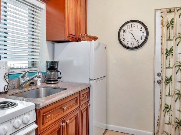 101 Lucerne Ave, Lake Worth FL 33460