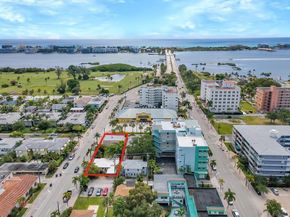 101 Lucerne Ave, Lake Worth FL 33460