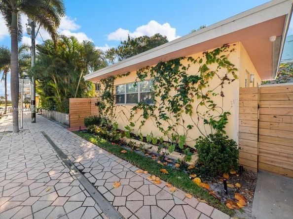 101 Lucerne Ave, Lake Worth FL 33460