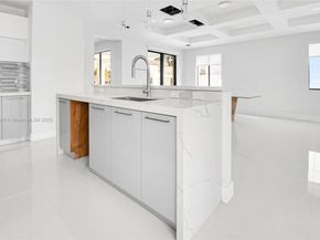 12890 NW 2nd St, Miami FL 33182