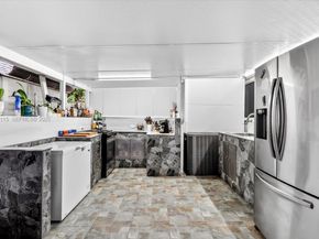 1071 W 37th St, Hialeah FL 33012