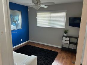 262 SW 54th Ave, Plantation FL 33317