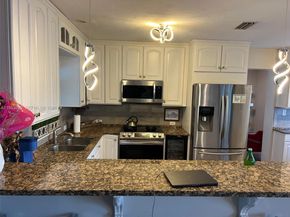 262 SW 54th Ave, Plantation FL 33317