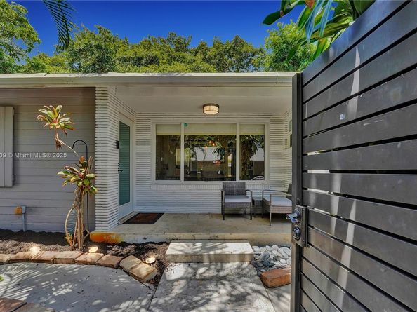 1401 NE 5th Ter, Fort Lauderdale FL 33304