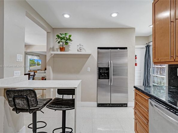 1401 NE 5th Ter, Fort Lauderdale FL 33304