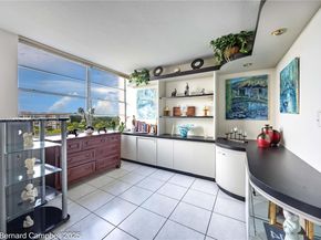 1100 Saint Charles Pl 717, Pembroke Pines FL 33026