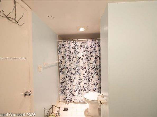 1100 Saint Charles Pl 717, Pembroke Pines FL 33026