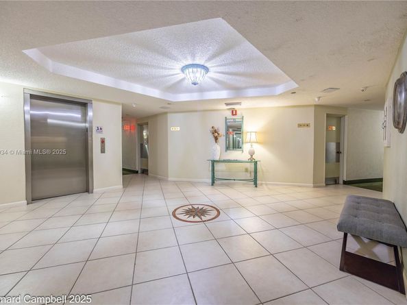 1100 Saint Charles Pl 717, Pembroke Pines FL 33026