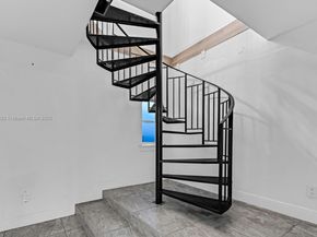 1165 SW 4th Ter, Pompano Beach FL 33060